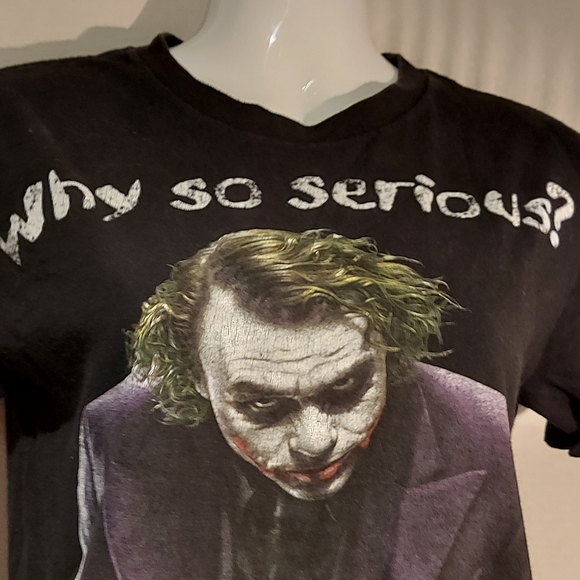 Small Dark Knight Trilogy T-shirt of the Joker - Picture 5 of 6